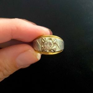 Vintage mans ring